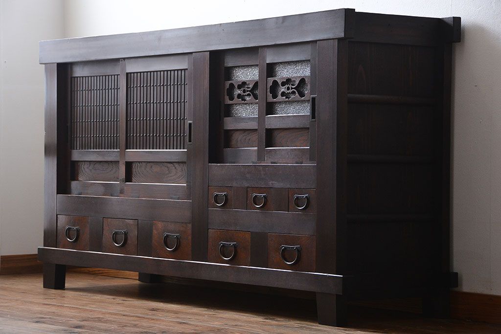 アンティーク家具　古民具・骨董　脚付き水屋箪笥サイドボード(2)