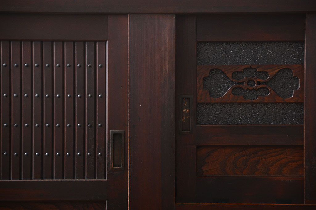 アンティーク家具　古民具・骨董　脚付き水屋箪笥サイドボード(2)