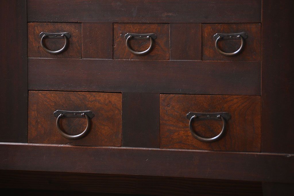 アンティーク家具　古民具・骨董　脚付き水屋箪笥サイドボード(2)