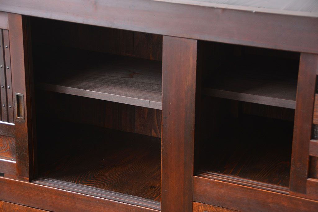 アンティーク家具　古民具・骨董　脚付き水屋箪笥サイドボード(2)