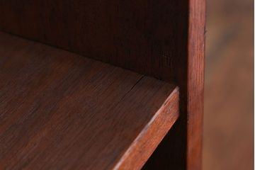 レトロ家具　 昭和レトロ　シンプルな使い勝手のいい本棚