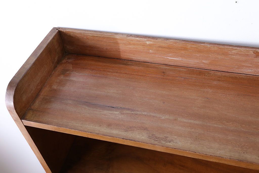 レトロ家具　昭和レトロ　背の高いすっきりとした本棚