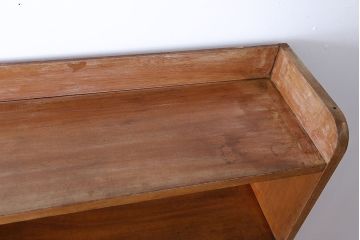 レトロ家具　昭和レトロ　背の高いすっきりとした本棚