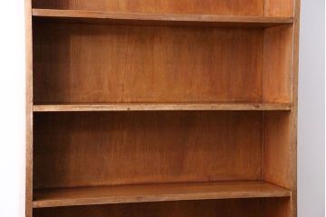 レトロ家具　昭和レトロ　背の高いすっきりとした本棚