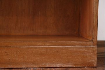 レトロ家具　昭和レトロ　背の高いすっきりとした本棚