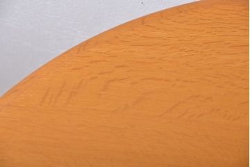 中古　柏木工製　ナラ材のラウンドテーブル