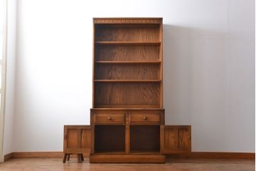 アンティーク家具　イギリスアンティーク　アーコールのカップボード