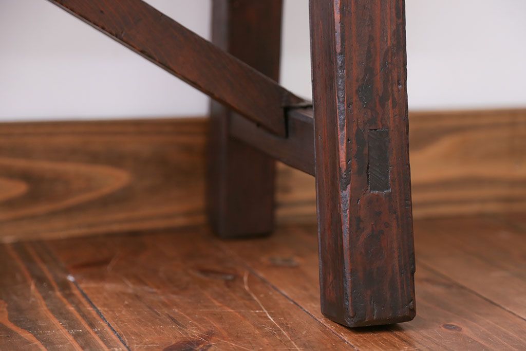 アンティーク家具　アンティーク　古い木でできた味のあるベンチ