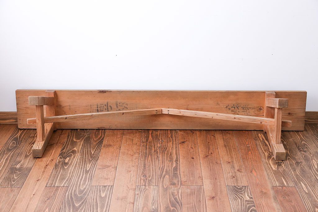 アンティーク家具　アンティーク　優しい木味のベンチ