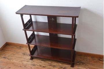 アンティーク家具　古民具・骨董　透かし彫りが美しい飾り棚