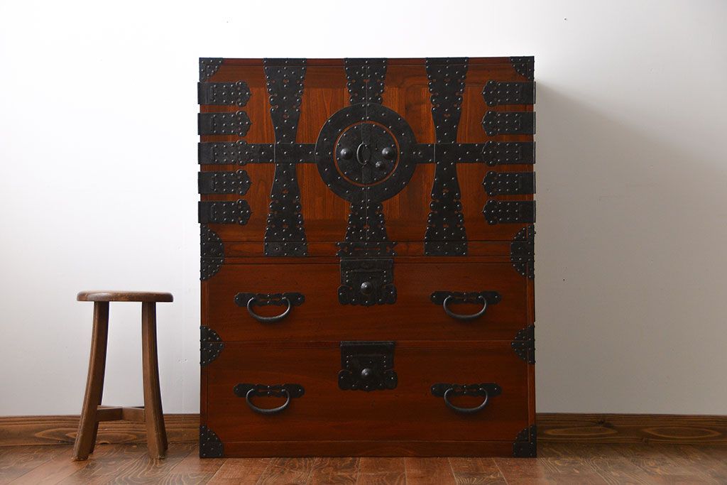 アンティーク家具　古民具・骨董　前面欅材!観音開き時代箪笥