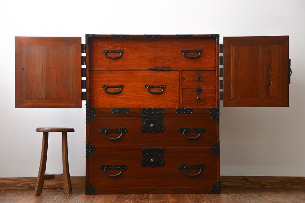 アンティーク家具　古民具・骨董　前面欅材!観音開き時代箪笥