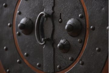 アンティーク家具　古民具・骨董　前面欅材!観音開き時代箪笥