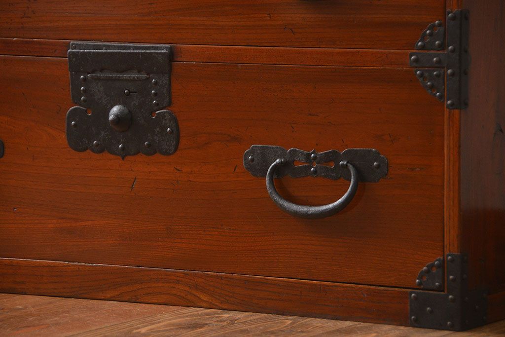 アンティーク家具　古民具・骨董　前面欅材!観音開き時代箪笥