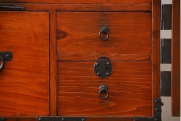 アンティーク家具　古民具・骨董　前面欅材!観音開き時代箪笥