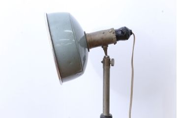 昭和レトロ　サビが味のあるフロアスタンド