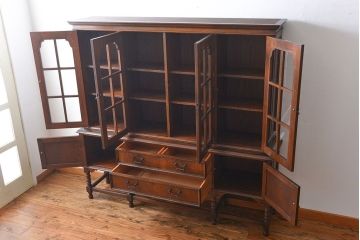 アンティーク家具　アンティーク　高級品!ナラ材のキャビネット