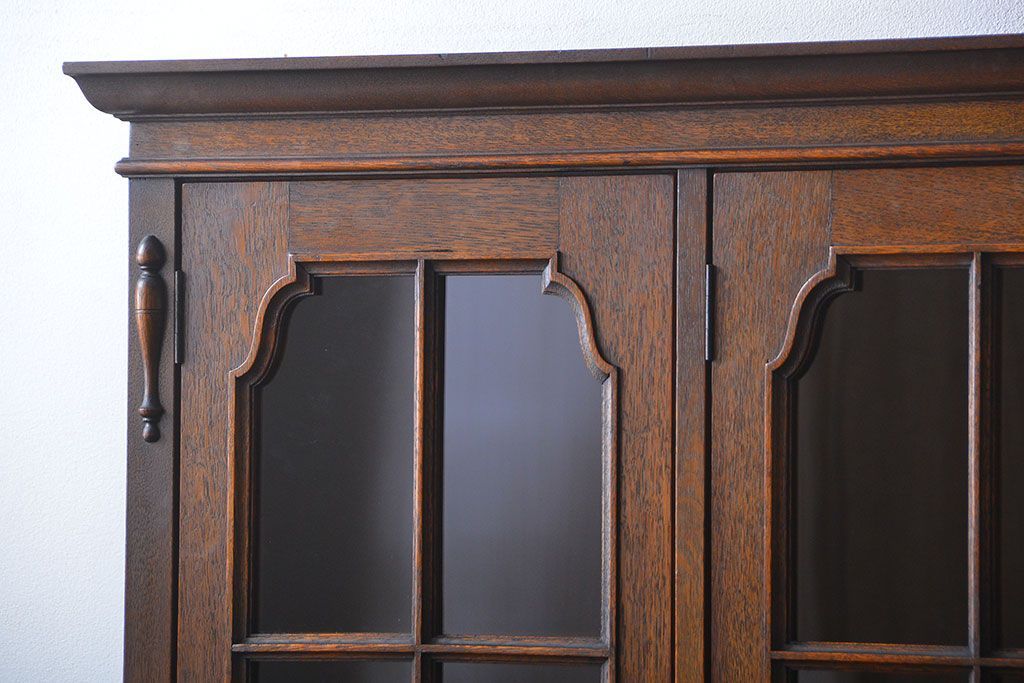 アンティーク家具　アンティーク　高級品!ナラ材のキャビネット