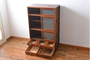 レトロ家具　昭和レトロ　グルーチップガラス食器棚