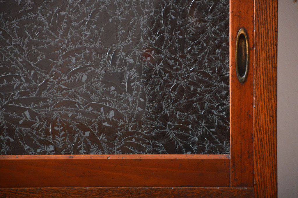 レトロ家具　昭和レトロ　グルーチップガラス食器棚