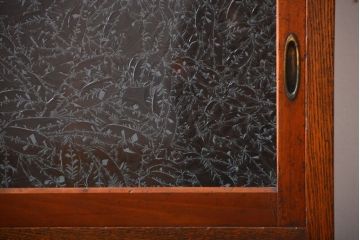 レトロ家具　昭和レトロ　グルーチップガラス食器棚