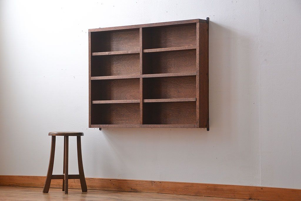 アンティーク家具　アンティーク　壁掛け飾り棚(2)