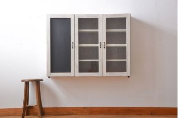 アンティーク家具　アンティークペイント　壁掛けキャビネット(1)