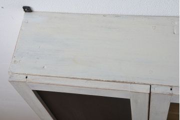 アンティーク家具　アンティークペイント　壁掛けキャビネット(1)
