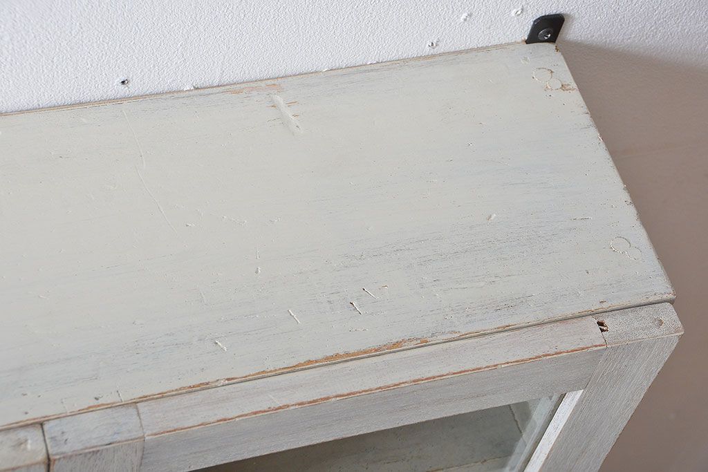 アンティーク家具　アンティークペイント　壁掛けキャビネット(1)