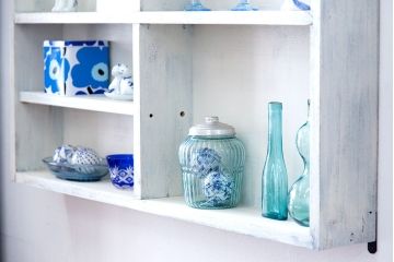 アンティーク家具　アンティークペイント　壁掛け飾り棚