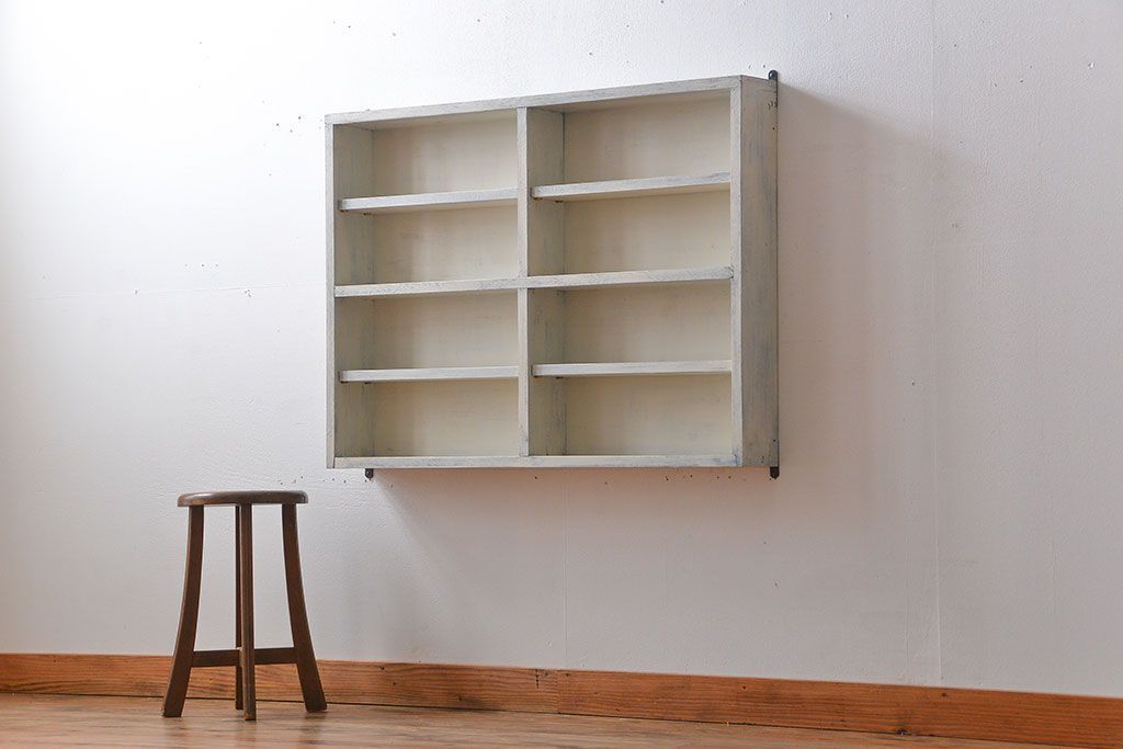 アンティーク家具　アンティークペイント　壁掛け飾り棚