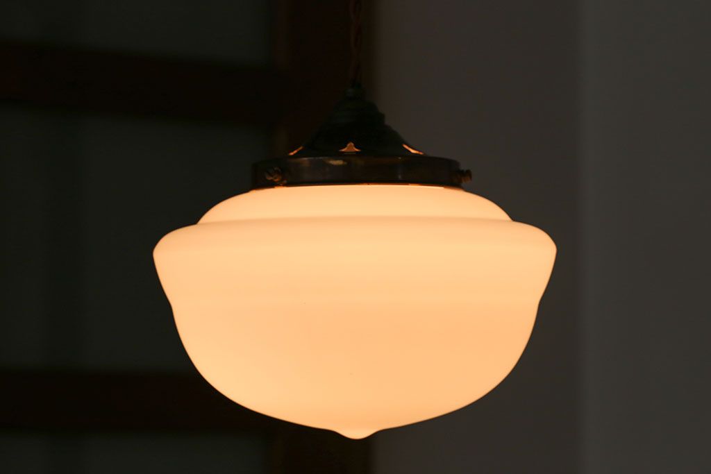 昭和レトロ　ガラス天井照明(1)