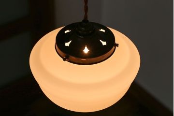 昭和レトロ　ガラス天井照明(1)