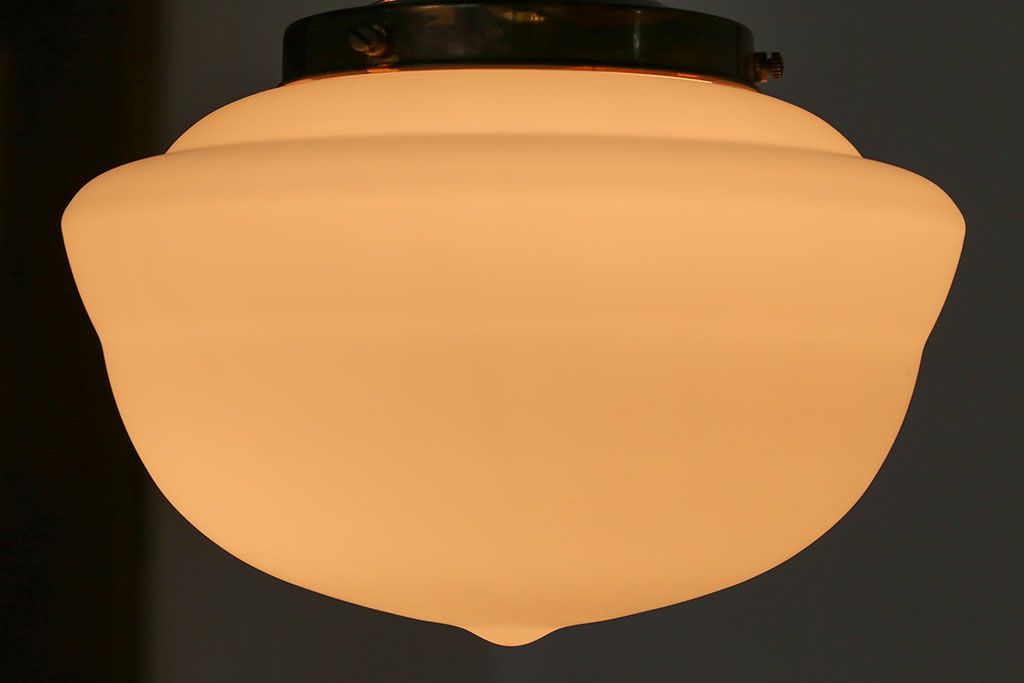 昭和レトロ　ガラス天井照明(1)