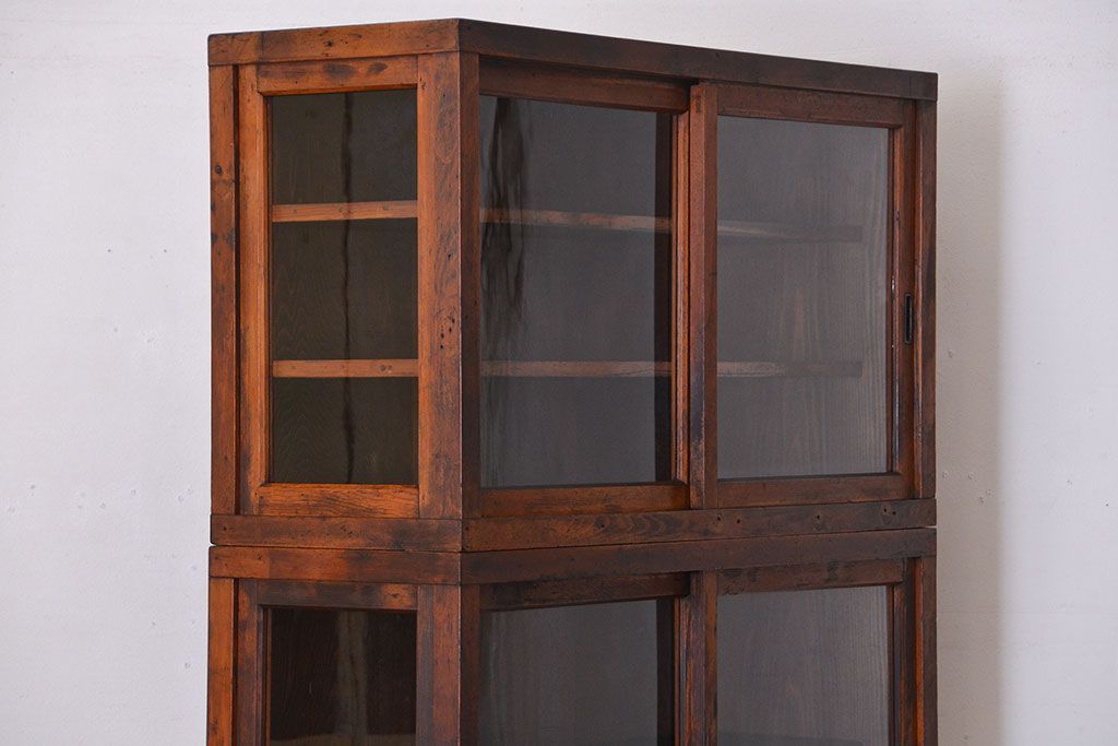 アンティーク家具　アンティーク　三段重ねガラス戸収納棚