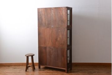 アンティーク家具　アンティーク　三段重ねガラス戸収納棚