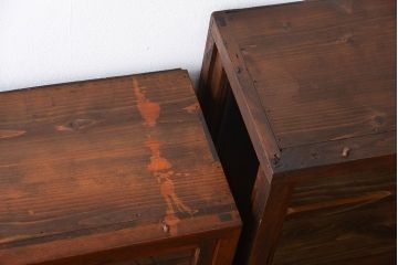 アンティーク家具　アンティーク　三段重ねガラス戸収納棚