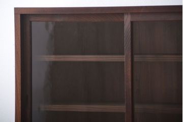 アンティーク家具　大正ロマン　前面欅材の脚付き戸棚