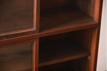 アンティーク家具　大正ロマン　前面欅材の脚付き戸棚