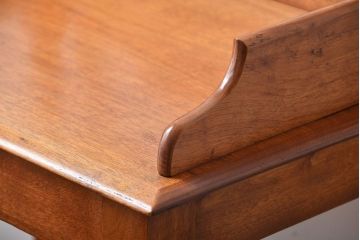 アンティーク雑貨　イギリスアンティーク　棚付きサイドテーブル