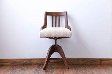 アンティーク家具　アンティーク　アンティークリネンの回転椅子