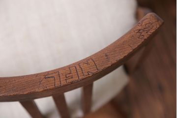 アンティーク家具　アンティーク　アンティークリネンの回転椅子