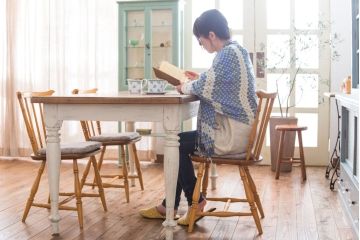 アンティーク家具　海外アンティーク　チーク材のダイニングテーブル