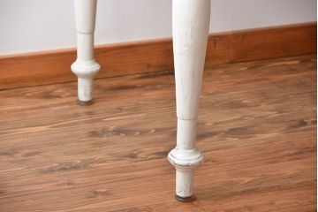 アンティーク家具　海外アンティーク　チーク材のダイニングテーブル