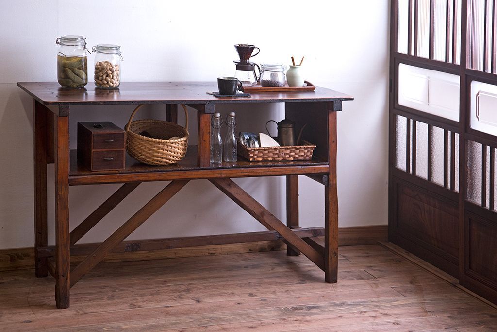 レトロ家具　昭和レトロ　古い味のあるアンティーク木製作業台(テーブル)