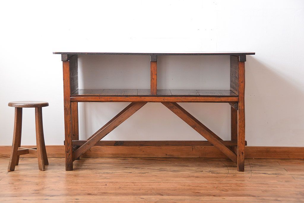 レトロ家具　昭和レトロ　古い味のあるアンティーク木製作業台(テーブル)