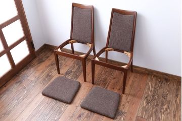 ヴィンテージ家具　北欧ビンテージ　G-PLAN(ジープラン)　チーク材のダイニングチェア　2脚セット(1)