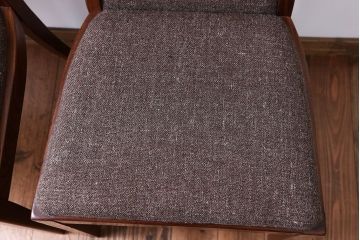 ヴィンテージ家具　北欧ビンテージ　G-PLAN(ジープラン)　チーク材のダイニングチェア　2脚セット(1)