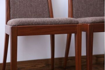 ヴィンテージ家具　北欧ビンテージ　G-PLAN(ジープラン)　チーク材のダイニングチェア　2脚セット(1)