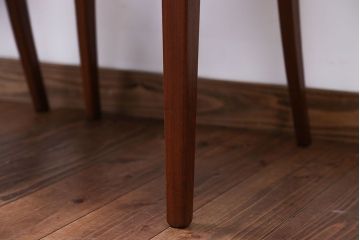 ヴィンテージ家具　北欧ビンテージ　G-PLAN(ジープラン)　チーク材のダイニングチェア　2脚セット(1)